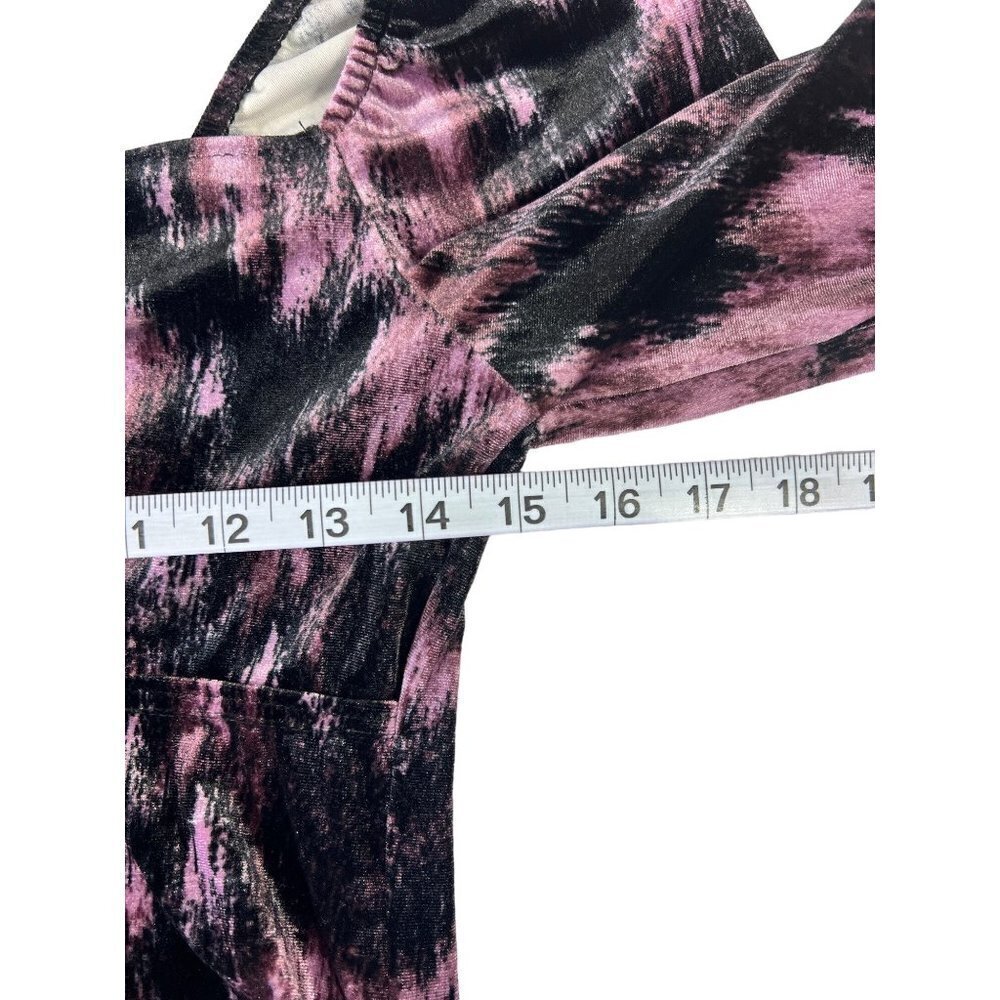 IN San Francisco Women's Cold Shoulder Crop Top - Picture 5 of 6
